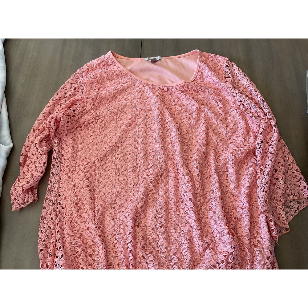 Roz & Ali Ix Woman Lace Blouse